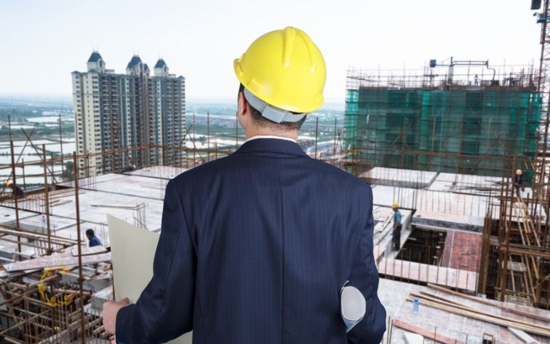 Thẩm định viên khảo sát thực tế để xác định thẩm định giá trị công trình là gì